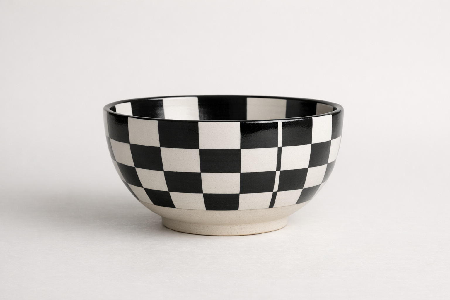 Bol de la collection ChestClay au motif damier géométrique